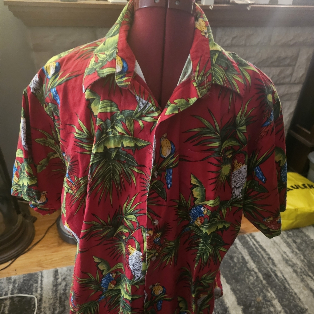Patiowear Made In Canada Vibrant Red Parrot Print Men's Shirt